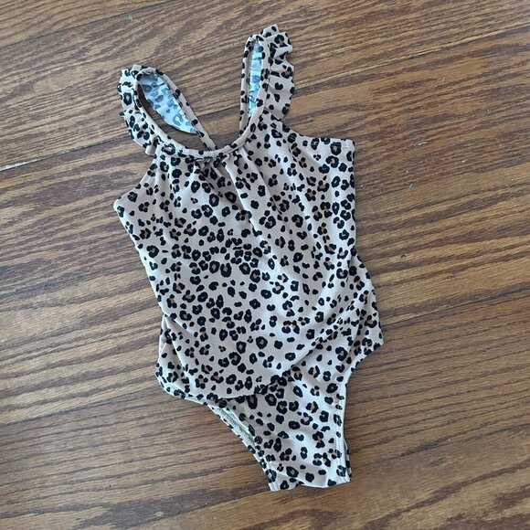 GAP Girls Leopard Print One Piece Swim Suit Bathing Suit Size 4T Ruffle Strap - Picture 2 of 8